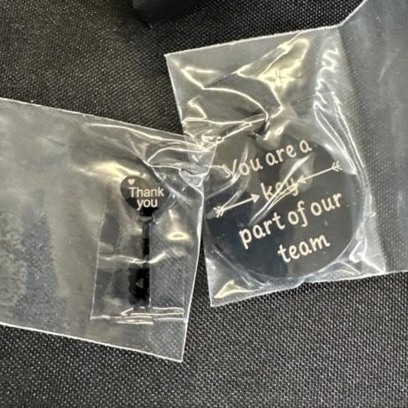 JW2 - Employee APPRECIATION Keychain Charm & Fingerless Gloves Grip Glove - Picture 1 of 3